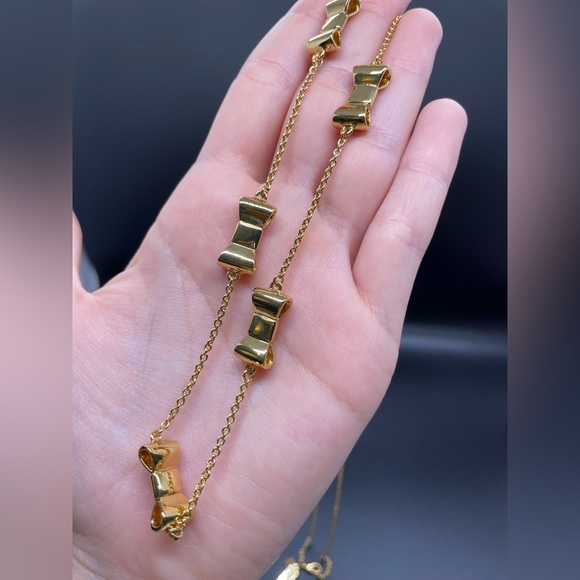 Kate Spade Necklace ✨ Gold Bows - Picture 2 of 4